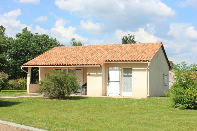 Village de Gîtes de Beauclair- Douchapt