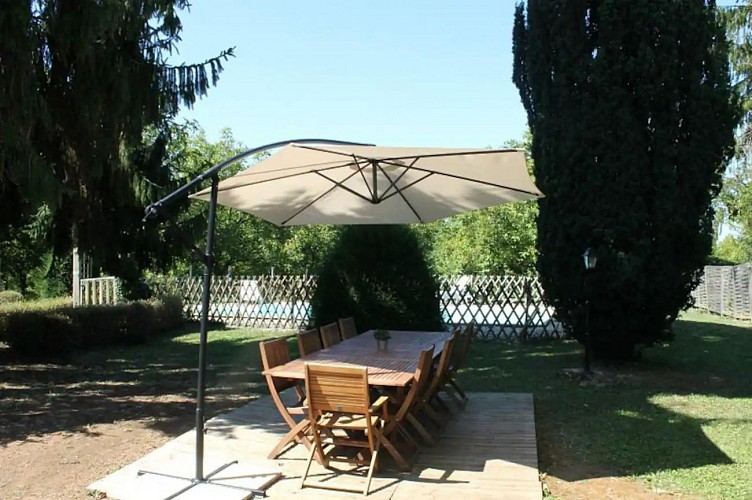 Le Pigeonnier piscine privée proche de Sarlat