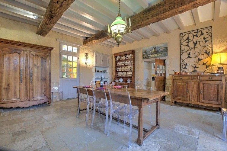 salle-à-manger-moulin-de-villeverneix