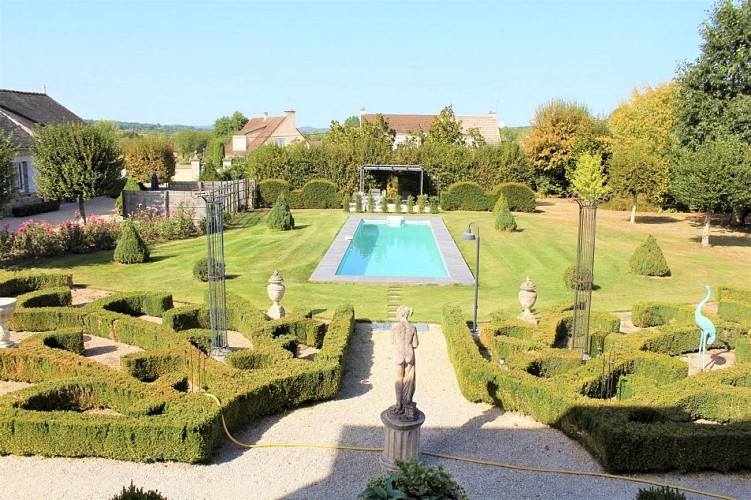 Piscine gite Montplaisir