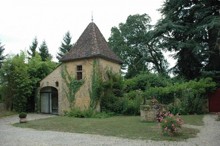 La Petite Moissie Extérieur1