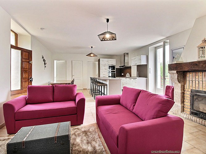 domaine-pouzelande-perigord-gite-lilas-sejour