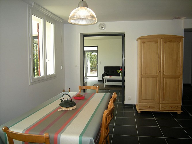 Gite de violet4210_Teuillac_Gite_cuisine2_800x600