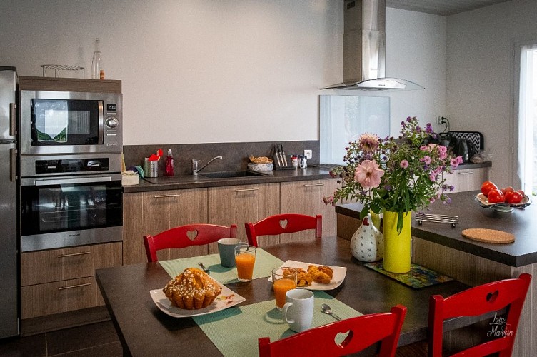 Dehez 2 - cuisine ouverte