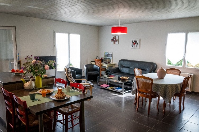 Dehez 2 - séjour cuisine ouverte