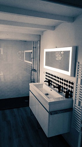 Salle d'eau gîte à l'ombre du tilleul