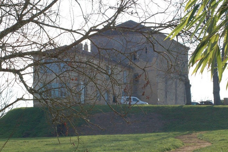 Hébergement - Chambre - Gîte - Groupes - Chateau d'Aon - Hontanx (2)