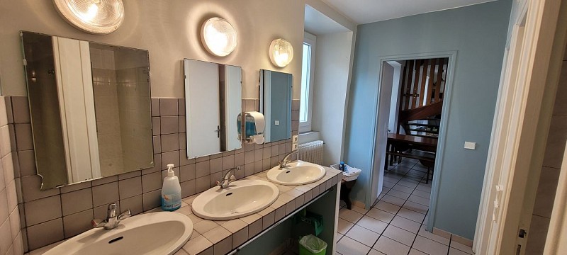 Le Refuge du Pic d'Anie à Lescun