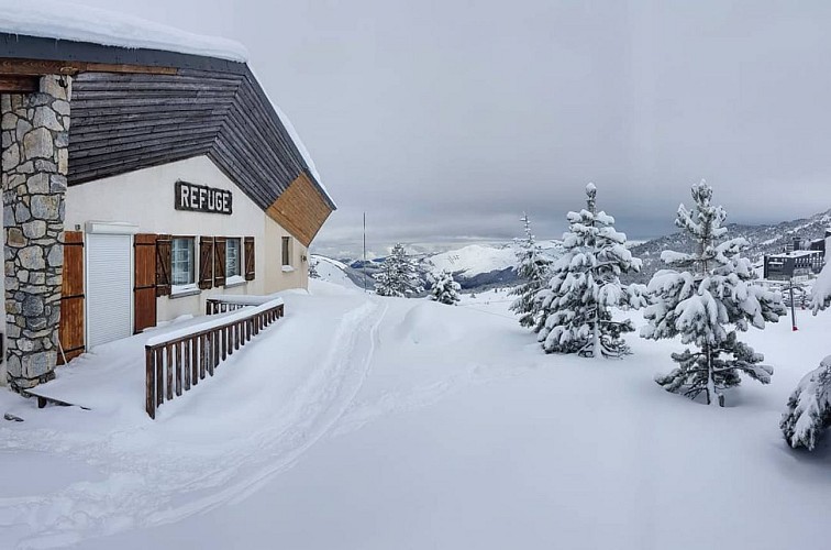 Refuge Jeandel en hiver