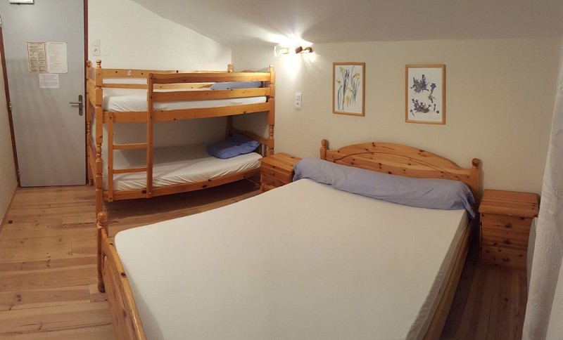 Refuge Jeandel - Chambre avec lit superposé