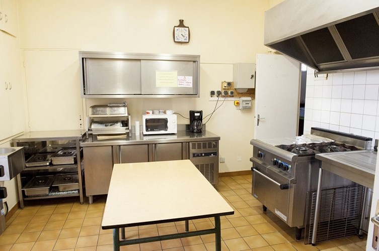 cente_vacances_la_forge_Paulhiac_cuisine