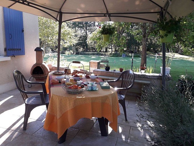 2025 Remusat Les volets Bleus Saint Vincent de Connezac (2) 2