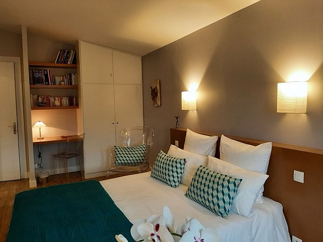 escale de bel air chambre d'hotes gauriac bleu 800x600©Carole Gadrat