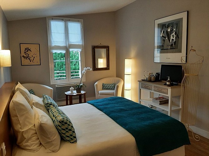 escale de bel air chambre d'hotes gauriac bleu 3 800x600©Carole Gadrat