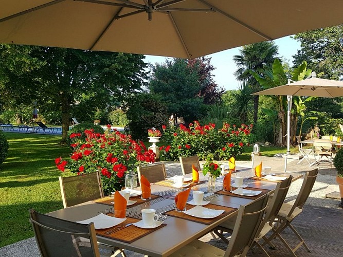 chambresd-hotesl-escaledebelaireBlaye-800x600