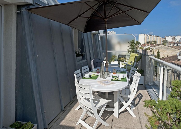 10-Le Clos des Carmes_Terrasse