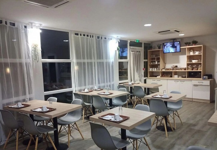 Salle de petit dejeuner