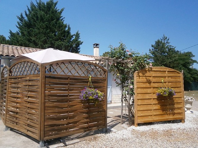 Meublé Pierrenne - Extérieur