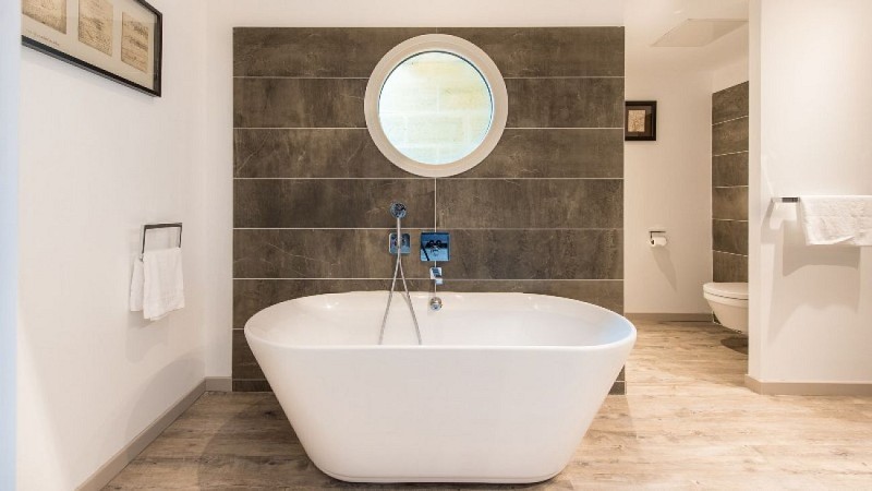 Domaine-de-Valmont salle de bain