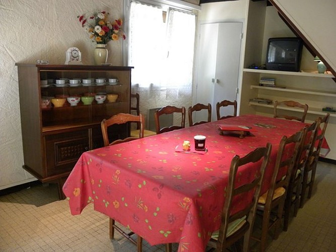 Coin repas sejour Les Peupliers (800x600)