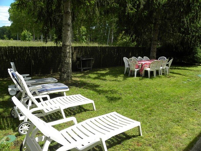 Vue Coin détente jardin Les Peupliers
