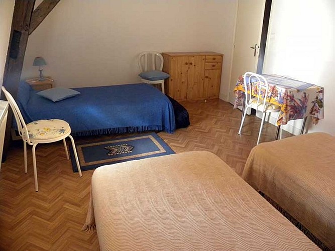 gite-vacances-noyer-chambre-enfants