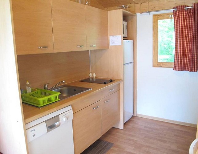 HLOAQU047FS002RW_PINDERES_HLL001A_coincuisine