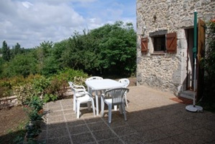 Villeréal - Les gîtes de Born / le Pigeonnier - terrasse