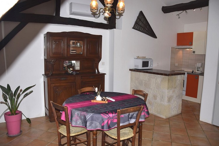 HLOAQU047FS00319-grande2-2