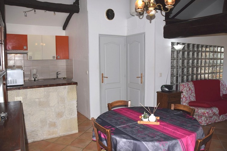 HLOAQU047FS00319-grande6-2