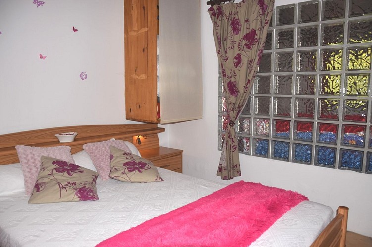 HLOAQU047FS00319-grande11