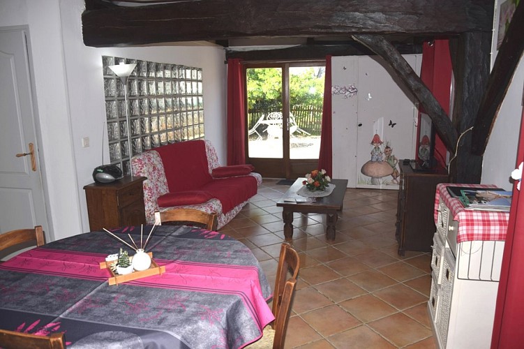 HLOAQU047FS00319-grande7-2