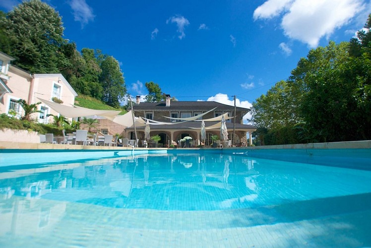 Le Castel du Pont d'Oly - Jurançon - Piscine