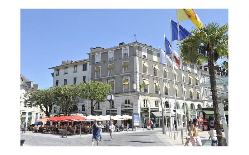 Hôtel Bourbon - Pau - Façade