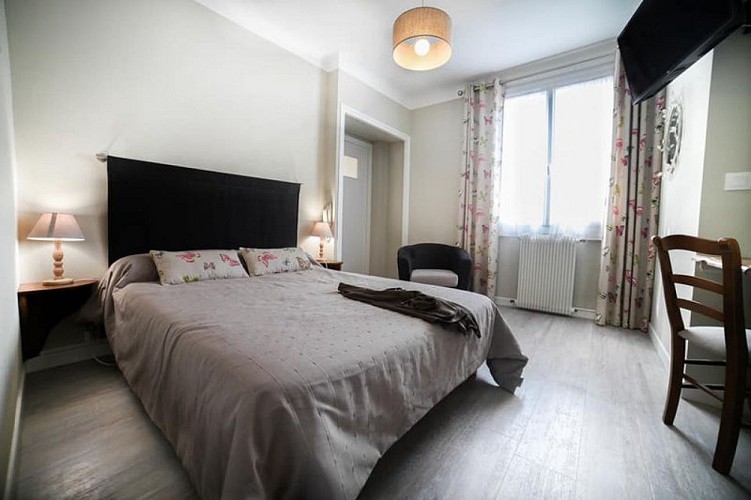 Hôtel restaurant Chez Courbet tourisme Nord Béarn Sévignacq