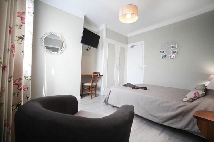 Hôtel Chez Courbet Sévignacq Tourisme Nord Béarn