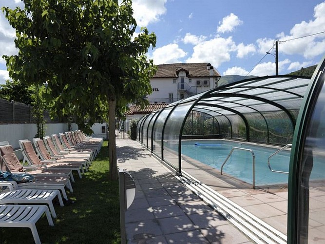 Hôtel Eskualduna - piscine couverte - Saint Martin d'Arrossa