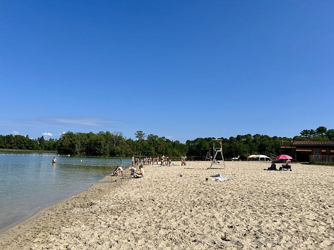 Lac-de-Gurson-plage-CD-valléee-isle-perigord