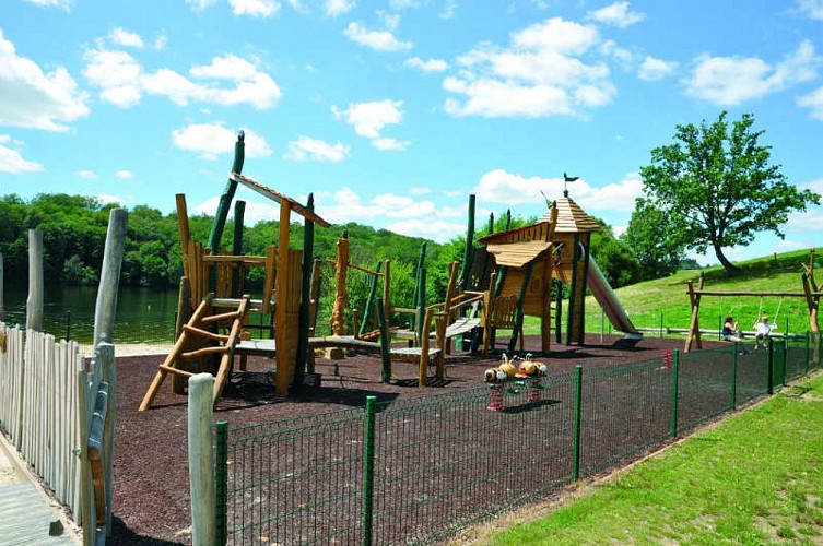 rouffiac---aire-de-jeux-600x800