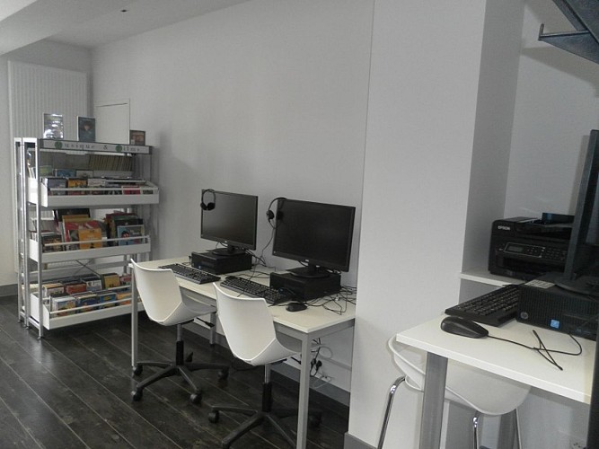 Médiathèque Bourdeilles multimédias