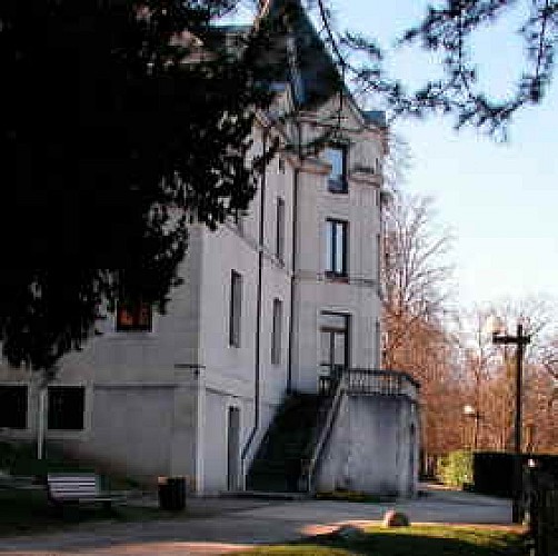 chateau-des-izards-coulounieix-chamiers