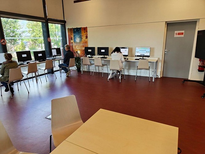Espace Public Numérique Gujan 2