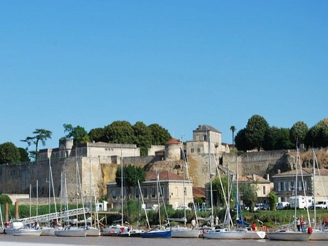 Bourg vu du port