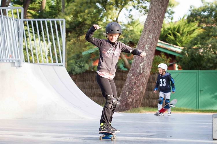 Skate-club-cap-ferret--3--2