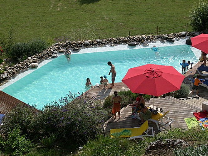 CHO NERAC Les Contes d'Albret piscine