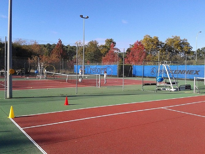 Tennis du Bourg ext