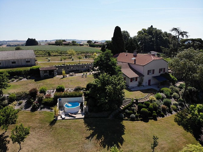 HLOAQU047FS00349_CHC131_NOMDIEU_grande01