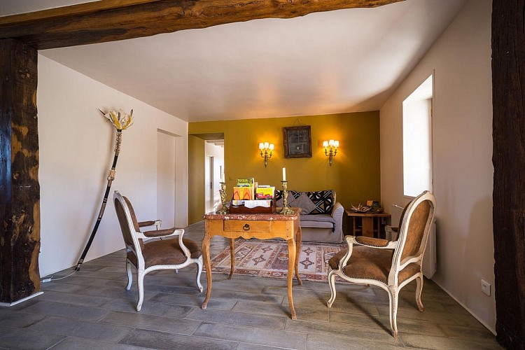 HLOAQU047V5025XV_REFCDT037_salonpetitemaison