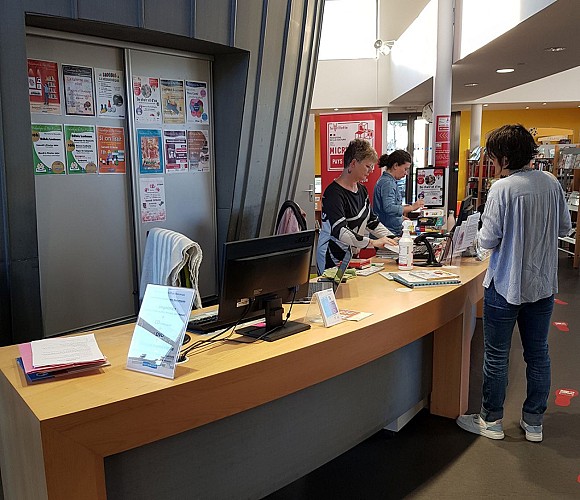 mediatheque-interieur