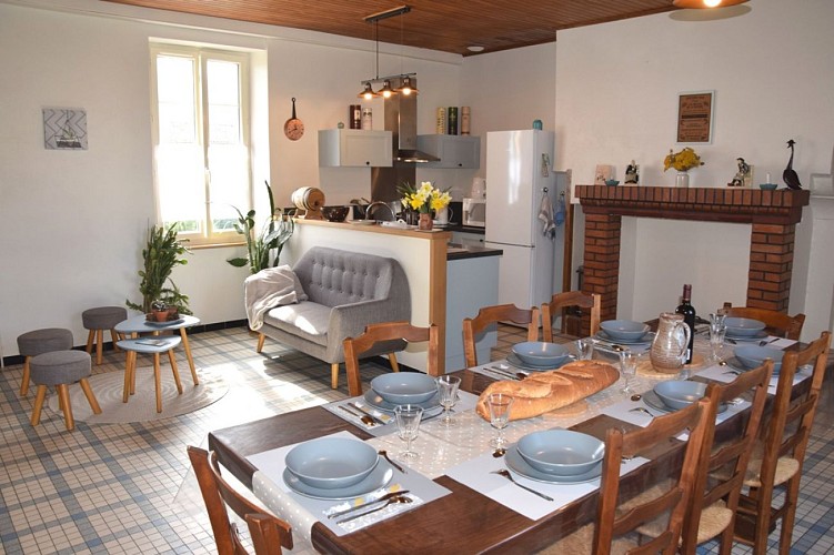 HLOAQU047V50AW7J--grande6